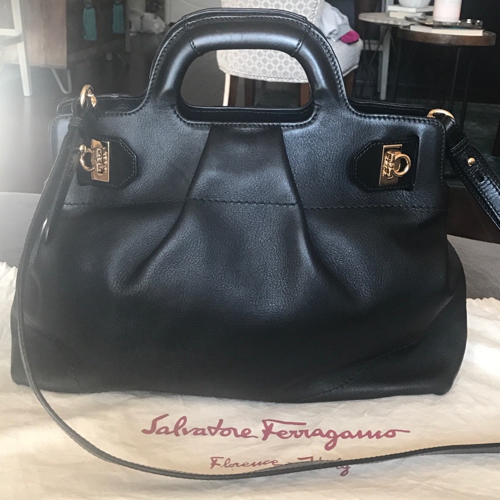 SOLD‼️ Salvatore Ferragamo Satchel